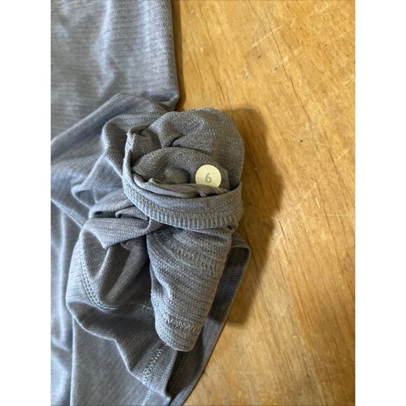 3 Lululemon RUN Wild Short Sleeve Tech Tees  reflective Blush/Gray/Dark Gray Sz6 - Picture 8 of 9